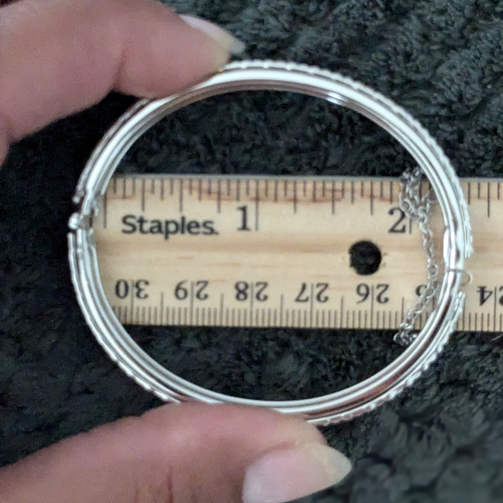 Vintage Mid Century Whiting & Davis Etched Bangle - Picture 7 of 7